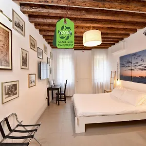 Sottopiano - Comfort In The Center Affittacamere Venezia