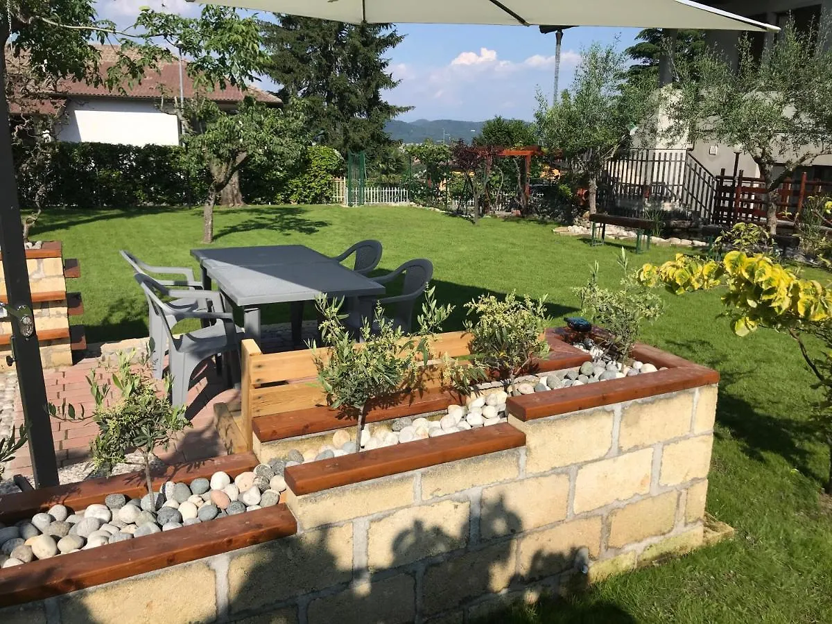 Bed & Breakfast Indi Thelar Villa Guardia Italy